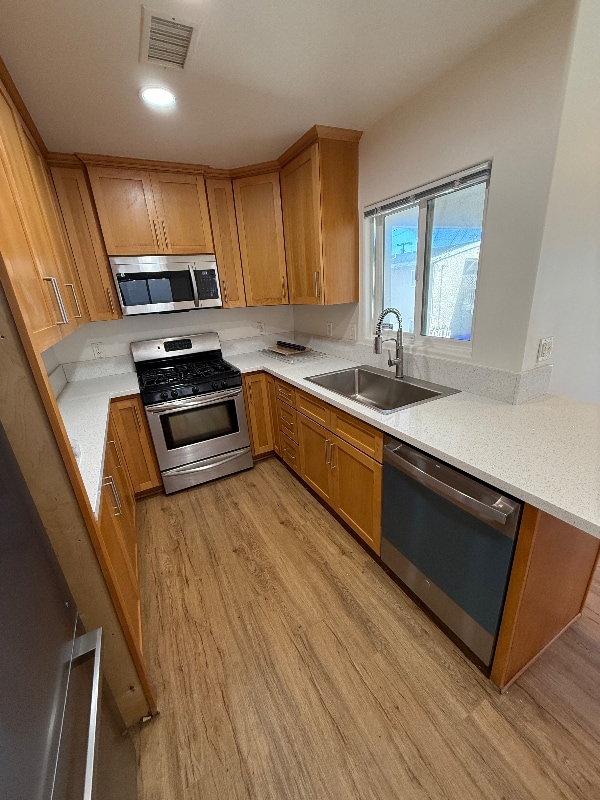 Photo - 3973 Lamont St