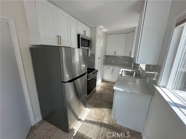 Photo - 933 Bayview Dr