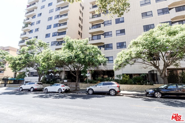 Photo - 727 S Ardmore Ave Condo Unit 105