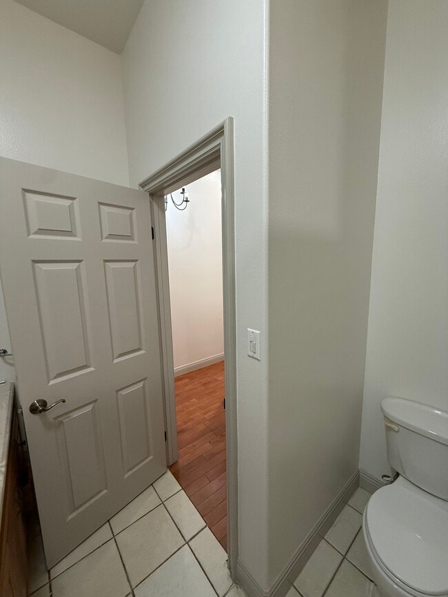 Photo - 1645 W 36th Pl