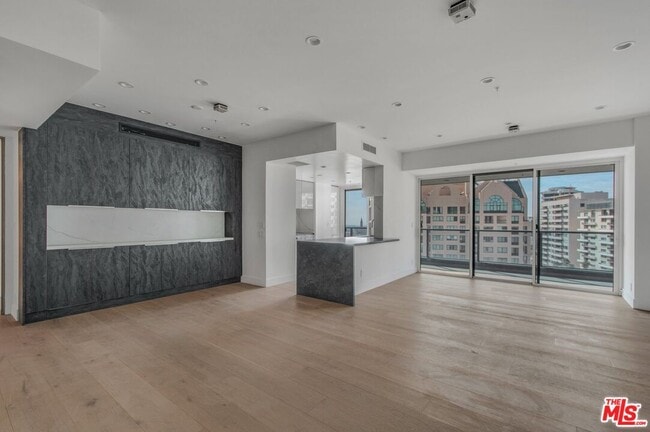 Photo - 10490 Wilshire Blvd Unit 1102