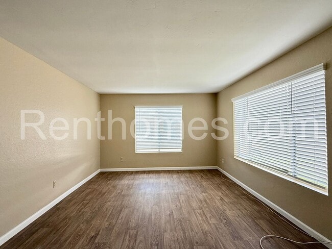 Photo - 10946 Decatur Rd