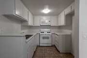 3BR, 2BA -950 SF - Ironwood Villas