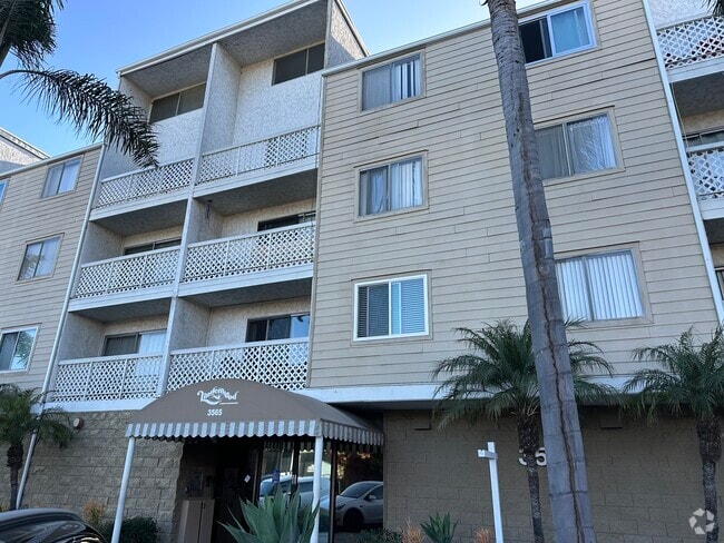 Building Photo - 3565 Linden Ave Unit 110 Rental