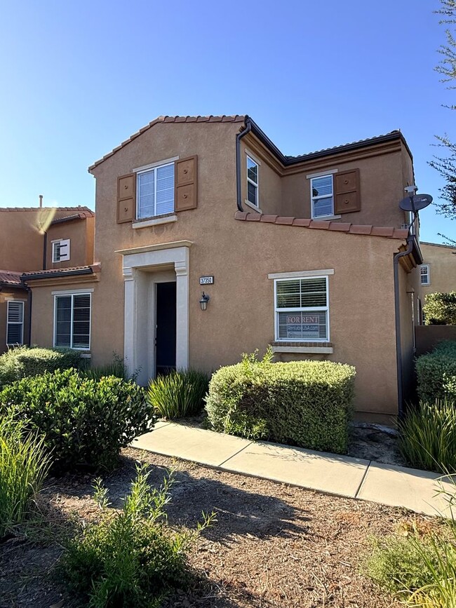 Building Photo - 3 Bedroom Condo for Rent in Murrieta