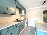 Photo - Beautifully renovated 3 bedroom unit in La... Townhome