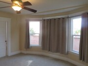 Photo - Charming 1-Bedroom Flat near the Historic ... Apartment Unit D