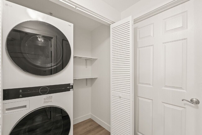 Photo - "Spacious, Sophisticated, Modern 3BR, 2BA Condo in the heart of downtown