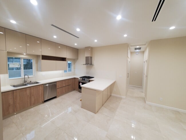 Photo - 3944 Vista Ct