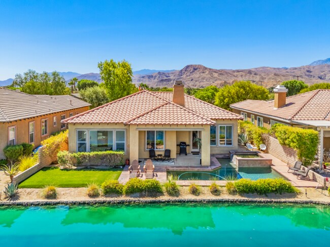 Photo - 65 Shoreline Dr