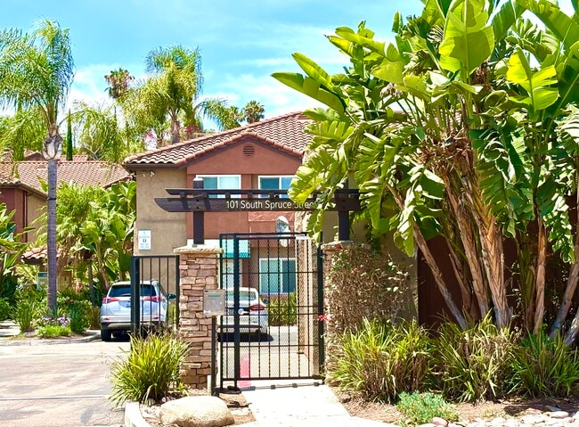 Gated community. - 101 S Spruce St Unit 232