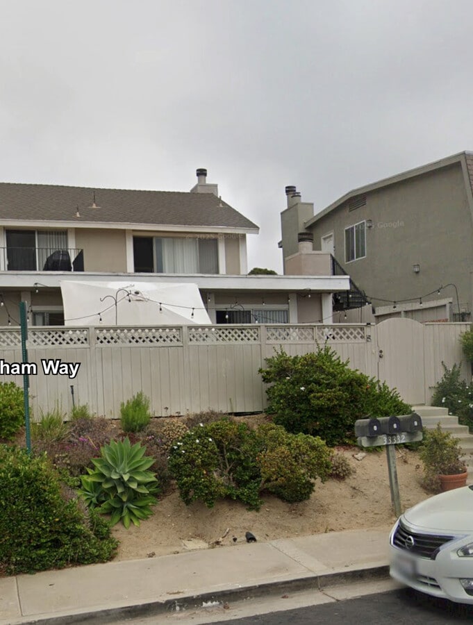 Photo - 33332 Nottingham Way Unit B