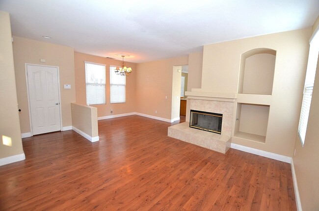 Photo - 4Br/3-1/2 bathroom Home