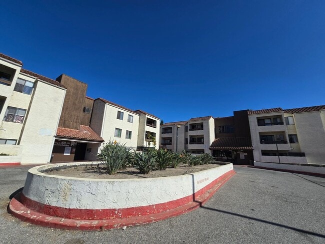 Photo - 600 W 3rd St Unit B-117