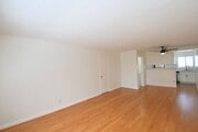 Photo - 4930 Whitsett Ave Apartment Unit 06