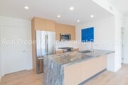 Photo - 1542 N Hoover St Apartment Unit 1542 1/2