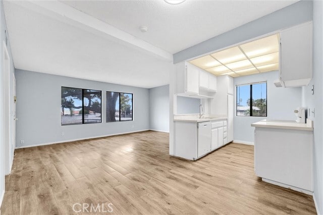 Photo - 1735 E Washington St Unit B28