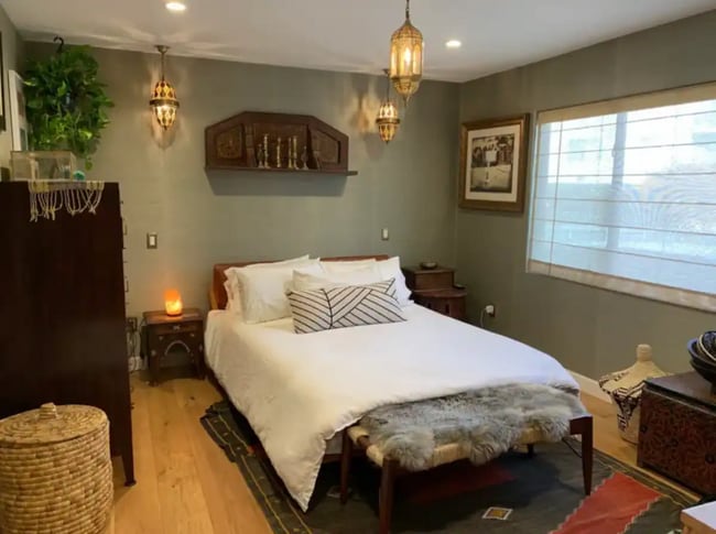 Building Photo - 1126 N Hoover St