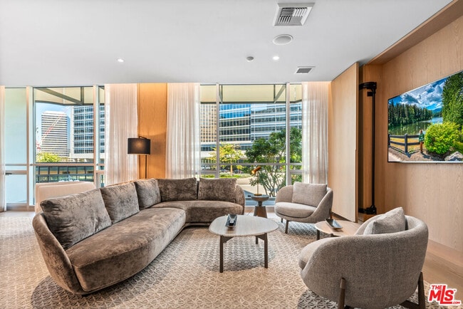 Building Photo - 2025 Ave of the Stars Unit 1413 Rental