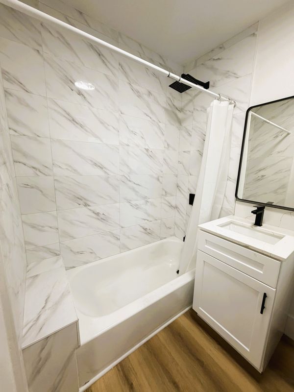 Photo - 1175 E Broadway