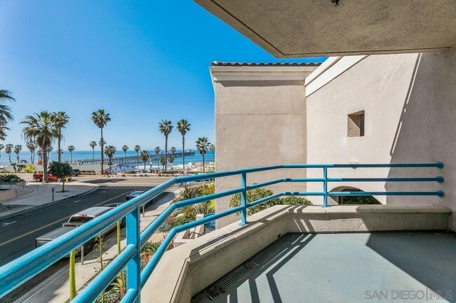 Balcony - 400 N Pacific St Unit 214