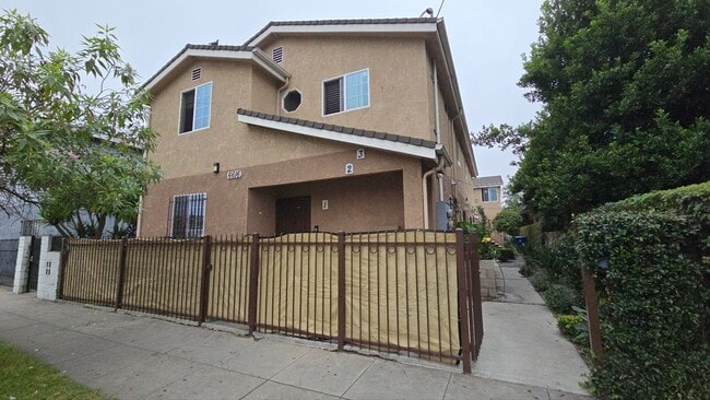 Building Photo - FIGUEROA(6616S) Unit FIGUEROA(6616S),#2