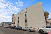 Photo - 22 Navy St Unit 202
