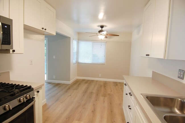 Photo - 34031 Street of the Amber Lantern Unit #B