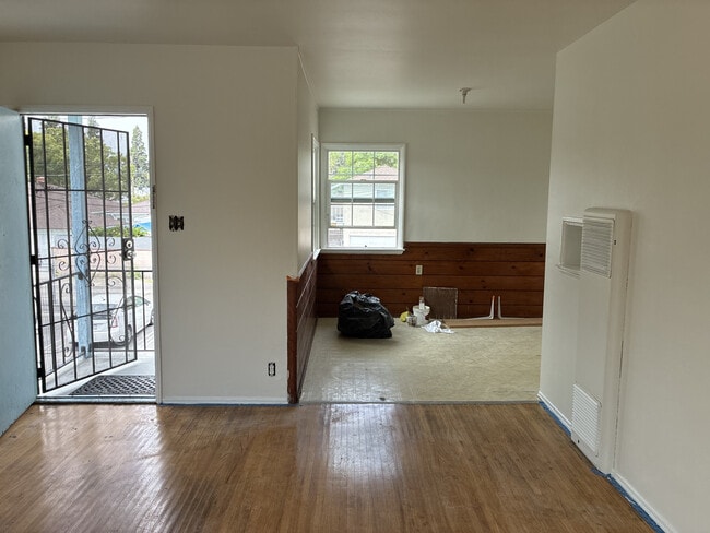 Photo - 335 N Florence St Unit 335