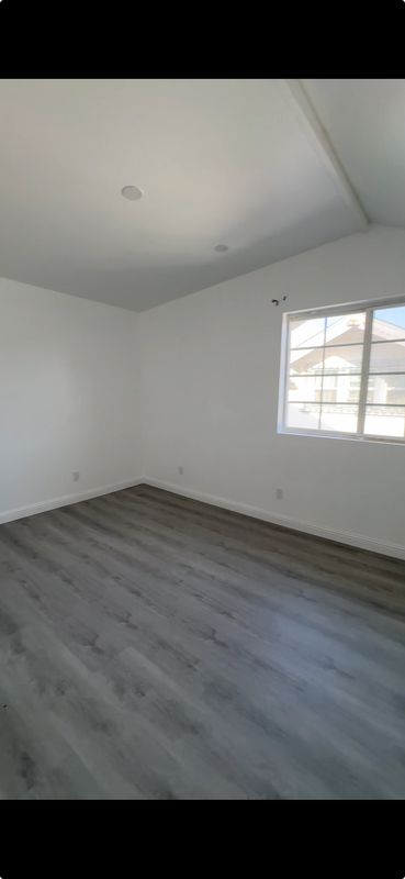 Photo - 1254 W 41st Pl