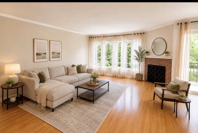 Building Photo - 5870 Green Valley Cir Unit 129