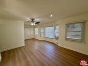 Photo - 221 S Kenwood St