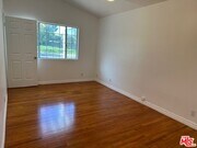 Photo - 5368 Crebs Ave