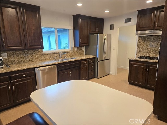 Photo - 6604 Dillman St