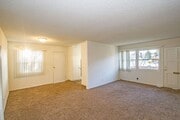 Photo - Charming Light Filled Ventura 2 Bd Cottage... House