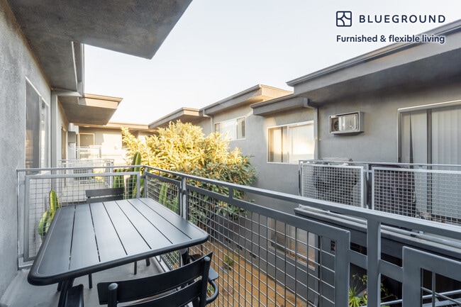 Photo - 1231 S Bundy Dr Unit FL2-ID233