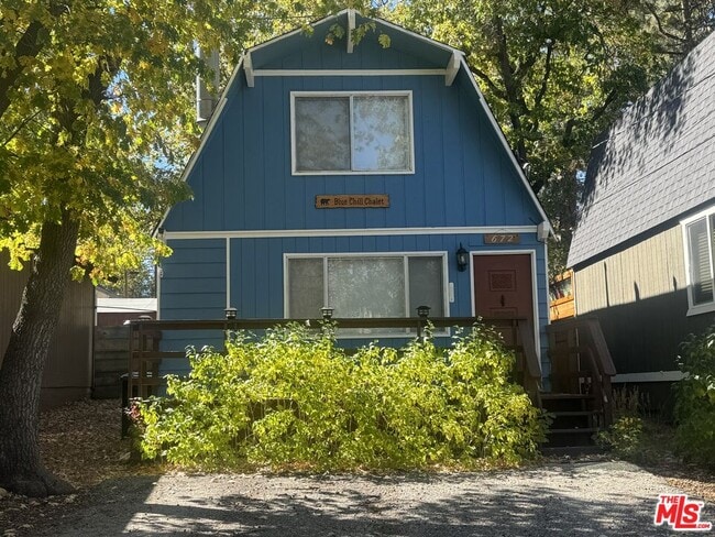 Building Photo - 672 Holmes Ln