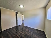 Photo - LB1702 (lease only) Unit 3