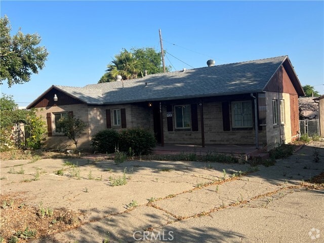 Building Photo - 4255 3rd St Rental