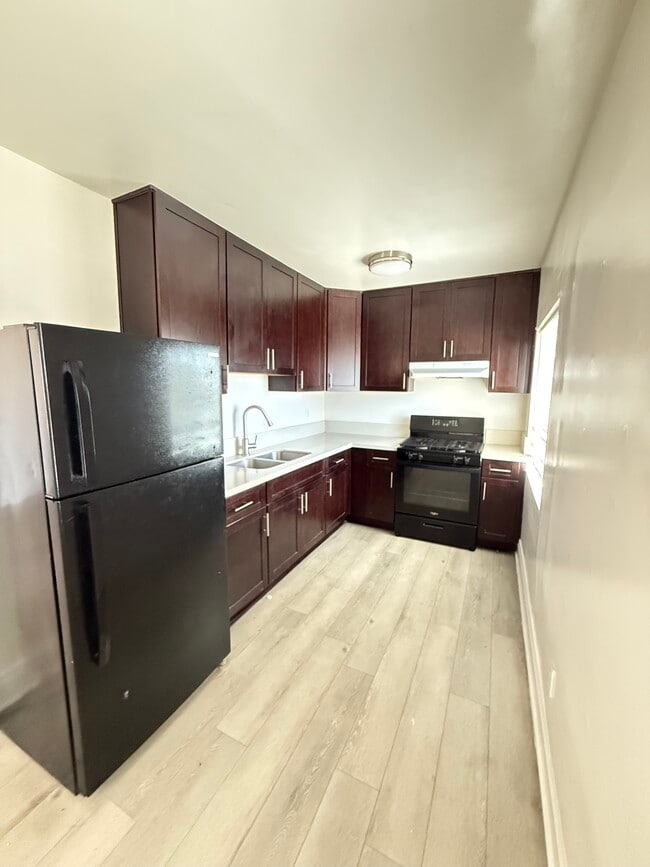 Photo - 2019 W Martin Luther King Jr Blvd Unit 2019