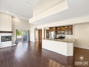 Photo - Great 2B/2.5BA Townhouse in PB with Roofto...