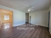 Photo - 5367 Roswell St
