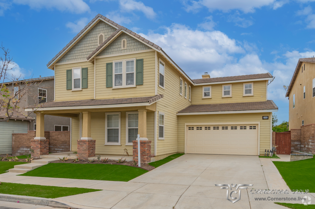 Building Photo - 11060 Sweetgum St Rental