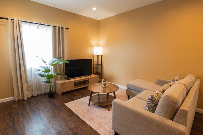 Living room & Kitchen - 938 S Bernal Ave