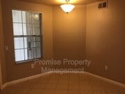 Photo - 5247 Hubbert St