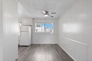 1BD, 1BA - 800SF - Dining Room - Baldwin Hills Apartments
