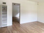 Photo - 4457 Oakwood Ave