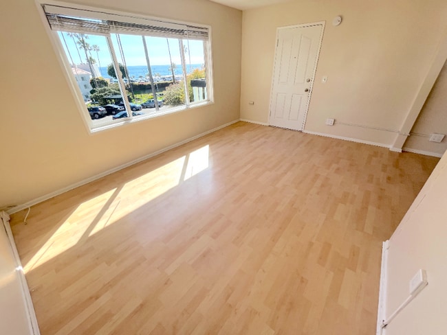 Photo - 270 Cliff Dr Unit 10