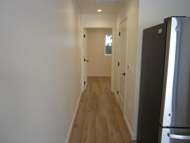 Photo - 14747 Friar St