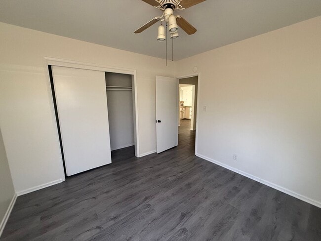 Photo - E. E Campus Way Unit 910